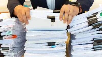 В Казахстане поставщик раздробил один строительный договор на 46 объектов: дело дошло до кассации