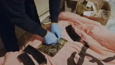 Вымогали деньги у сирот: предполагаемых участников ОПГ задержали в Караганде