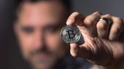 Биткоин рухнул ниже 24 тысяч долларов впервые с декабря 2020 года