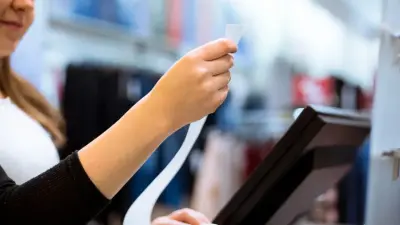 Нужно ли предпринимателям менять терминалы для работы с единым QR