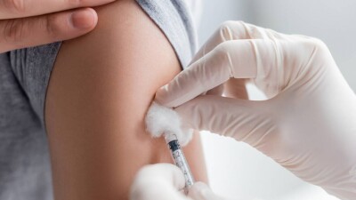 Вспышка кори в Казахстане: контактные родители иногда тоже отказываются от вакцинации
