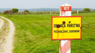 Глава МИД Литвы предложил пропускать россиян через границу по ответу на вопрос о Крыме