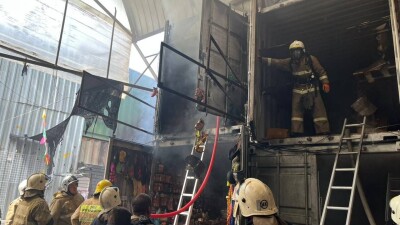 Контейнеры горели в районе алматинской барахолки