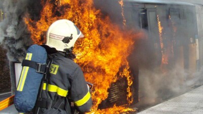 В Таиланде загорелся школьный автобус: погибли около 25 человек