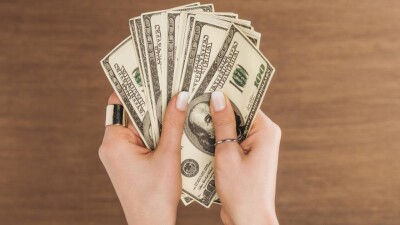 Нацфонд – детям: как казахстанцы тратят свои деньги и на что