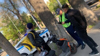 Один погибший, более 300 пострадавших. Полиция Алматы рассказала об опасных авариях с мопедами