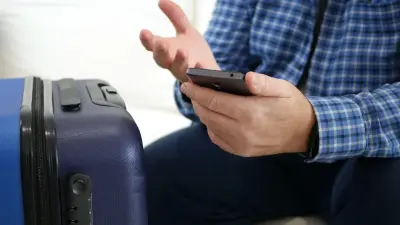 Обещают лёгкую работу и большие деньги: МВД предупредило казахстанцев о фейковых вакансиях за рубежом