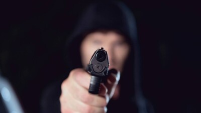 Один человек погиб при стрельбе в Атырау, ещё двое ранены