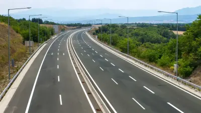 Против колеи и трещин: новые технологии будут применять на казахстанских дорогах