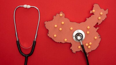 В Китае зарегистрировали рекордное количество случаев заболевания Covid-19