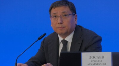 Аким Алматы поручил проверить законность работы алкогольного магазина "Ракса"