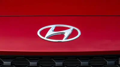 Hyundai отзывает почти 300 тысяч машин из-за проблем с ремнём безопасности