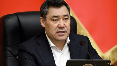 Избиение мужчины в кафе: президент Кыргызстана прокомментировал задержание своих сторонников