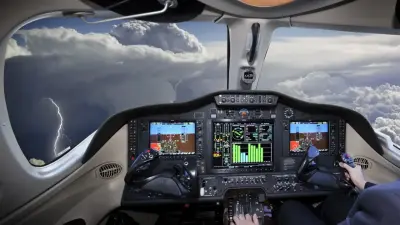 Airbus, летевший в Амстердам, экстренно сел из-за турбулентности: 25 человек госпитализировали