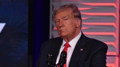 Трамп поговорил с Путиным и посоветовал ему не обострять конфликт в Украине – СМИ