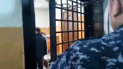 Стендап-комик получил пять суток ареста за мат со сцены в Семее