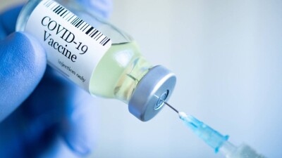 В Британии призвали снова вакцинироваться против Covid-19 из-за распространения нового варианта вируса