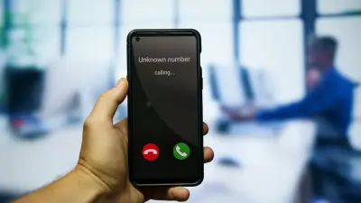 Посетителей одного из торговых центров Алматы эвакуировали после анонимного сообщения