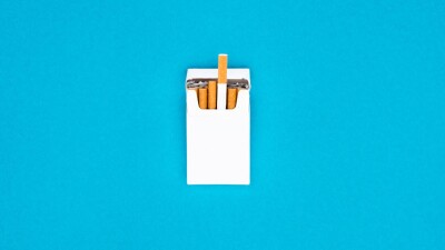 Магазины на соблюдают запрет на выкладку табачных изделий. Почему их никто не проверяет?