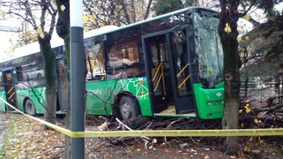"Не было светофора". Подсудимая рассказала подробности смертельного ДТП с автобусом в Алматы