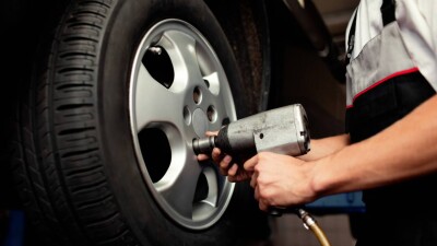 Во сколько казахстанским автолюбителям обходится замена шин с летней на зимнюю