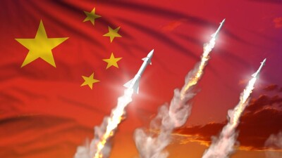 "Крайне необычно". Что стоит за первым официальным запуском МБР Китая в Тихом океане?