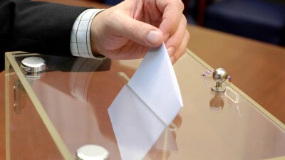 Сколько депутатов было избрано вместо выбывших по итогам выборов в маслихаты всех уровней