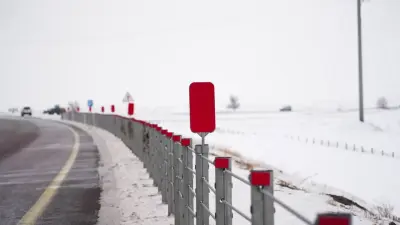 Успешная апробация: тросовое ограждение на дороге предотвратило выезд авто на встречную полосу