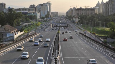 В Алматы установили умные датчики: как они изменят качество дорог?