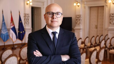 Премьер-министр Сербии Милош Вучевич объявил об отставке
