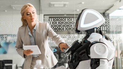 Искусственный интеллект позволит миллионам работников перейти на четырехдневную неделю к 2033 году