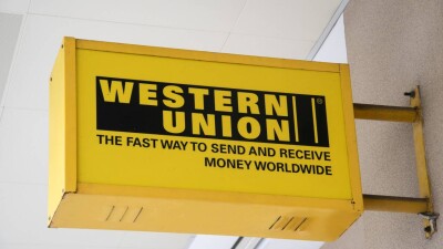 Переводы за рубеж: откуда получают и куда отправляют деньги казахстанцы