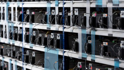 Начальника следственного управления ДП Карагандинской области заподозрили в краже майнингового оборудования