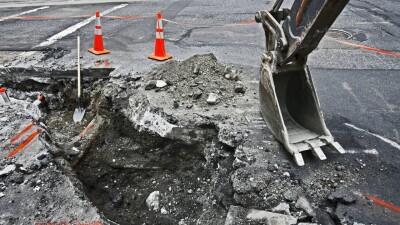 Движение по улице Курмангазы в Алматы частично ограничат на два месяца