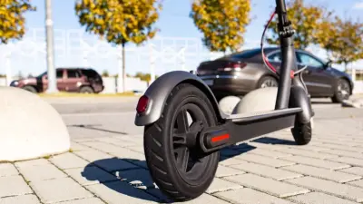 Полицейские Алматы вышли в рейд на электросамокатах