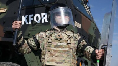 Сербы начнут разбирать баррикады на севере Косово с 29 декабря