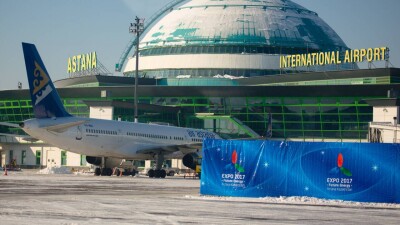В терминале аэропорта Астаны протекла крыша