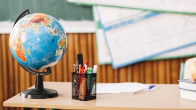 Отстающих учеников в Шымкенте заставят посещать летнюю школу