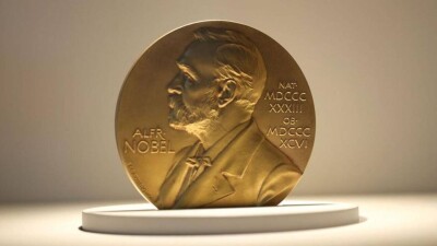 Нобелевскую премию мира присудили иранской правозащитнице за её борьбу против угнетения женщин