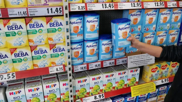 Компания Danone объявила отзыв детских смесей из-за возможного наличия токсина