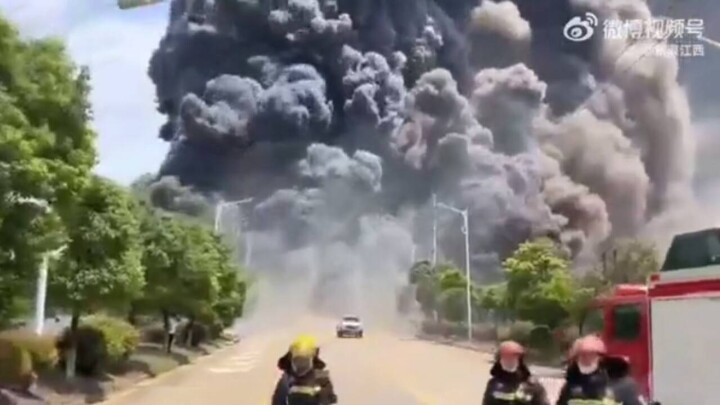 На химзаводе в Китае произошёл взрыв