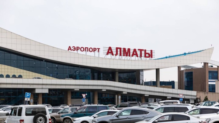 Пробки в аэропорту Алматы сохранятся до следующего года