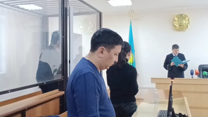 Бывшего судью Костанайского суда Аскара Дарбаева приговорили к 9 годам лишения свободы