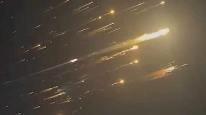 Starship взорвался второй раз: ракета Илона Маска снова превратилась в огненный дождь
