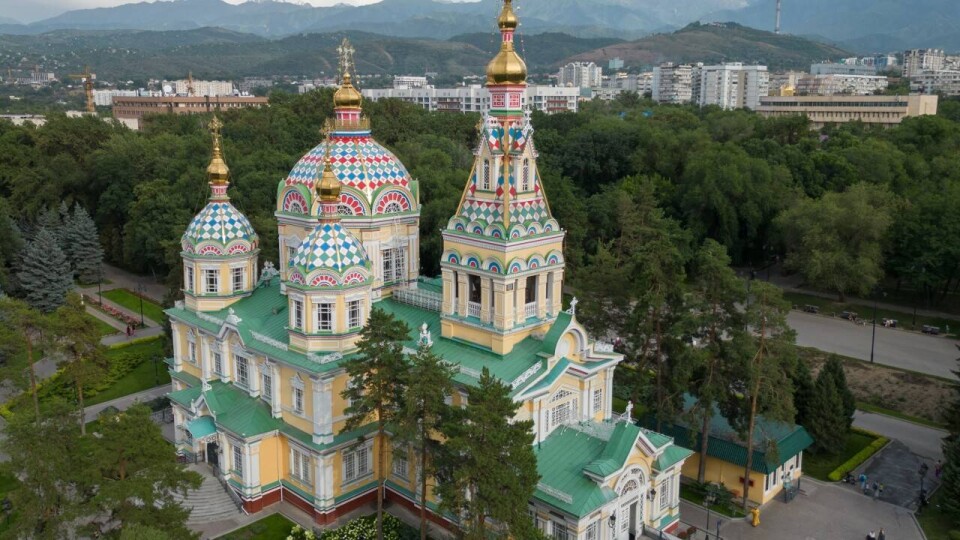 Благодатный огонь из Иерусалима доставят в Алматы