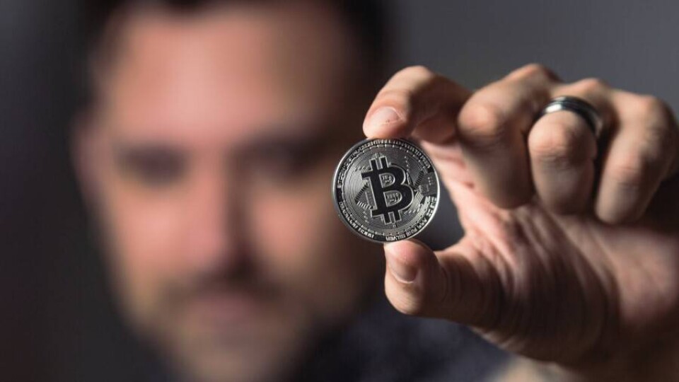 Биткоин рухнул ниже 24 тысяч долларов впервые с декабря 2020 года