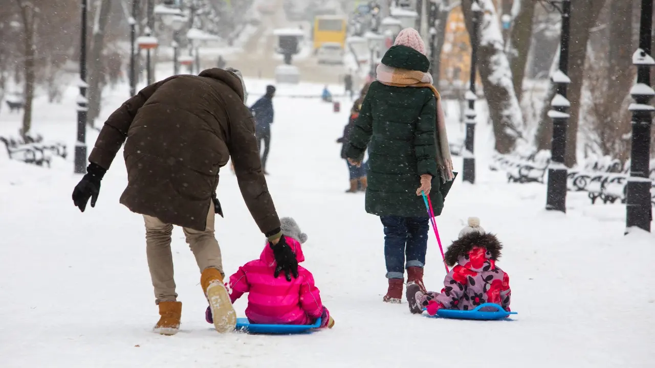 Чем занять школьников Казахстана на зимних каникулах – рекомендации Минпросвета