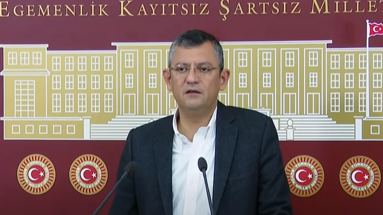 Озгюр Озель / Фото Wikimedia Commons