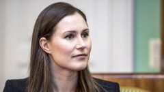 Финские женщины поют и танцуют, чтобы поддержать премьер-министра Санну Марин