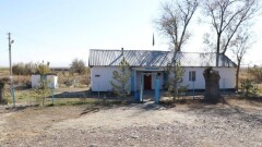 Жители села в Жетысуской области самостоятельно построили новую школу. Но детям запрещают там учиться